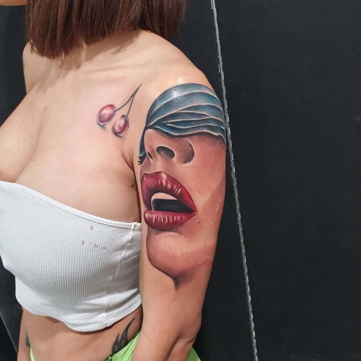 Body Jewelry Shop Miami